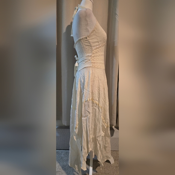 Elegant Sequin Cream Halter Dress - Picture 2 of 8